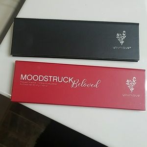 Younique eyeshadow pallettes